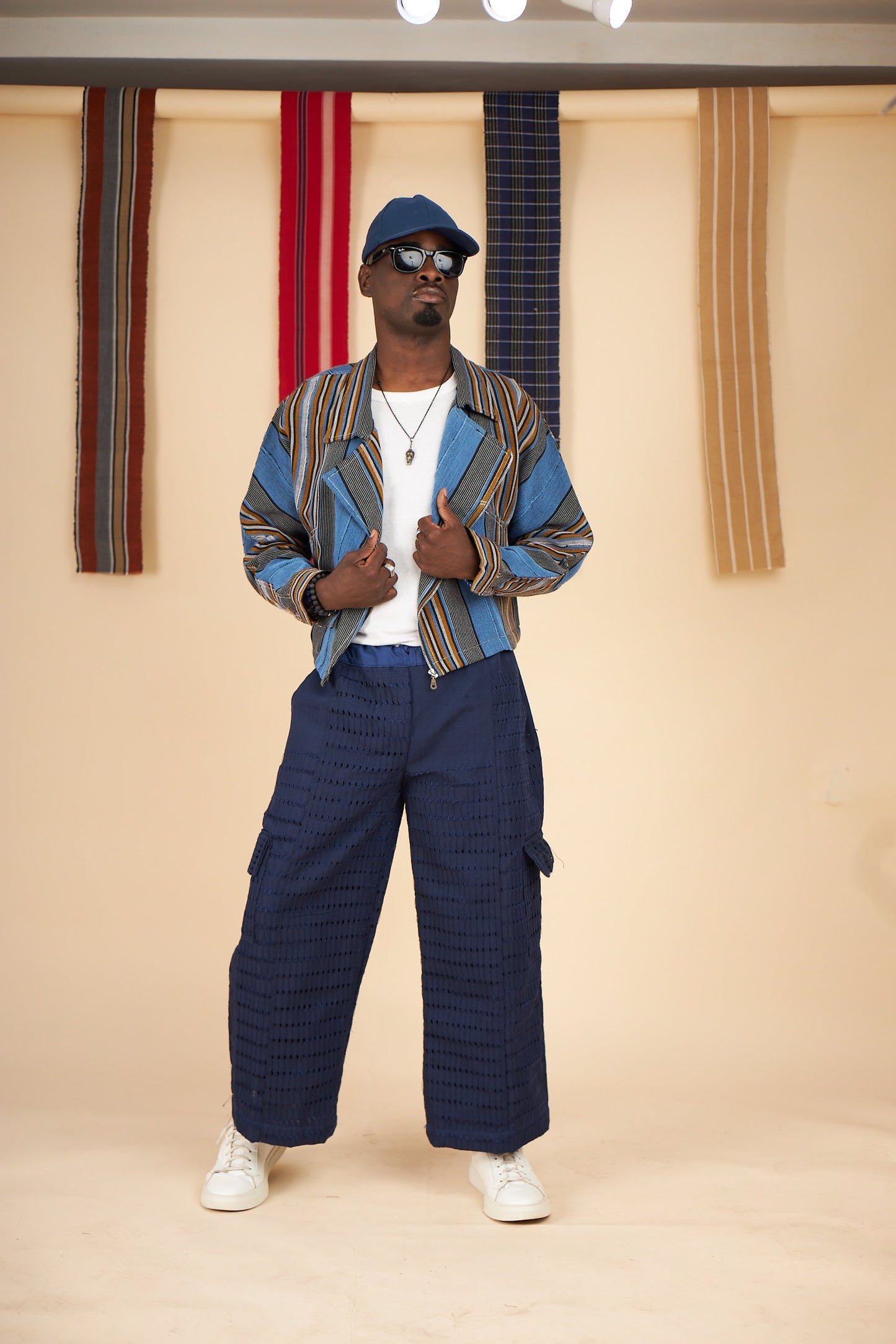 Adeori Cropped Trench Jacket (Male version)