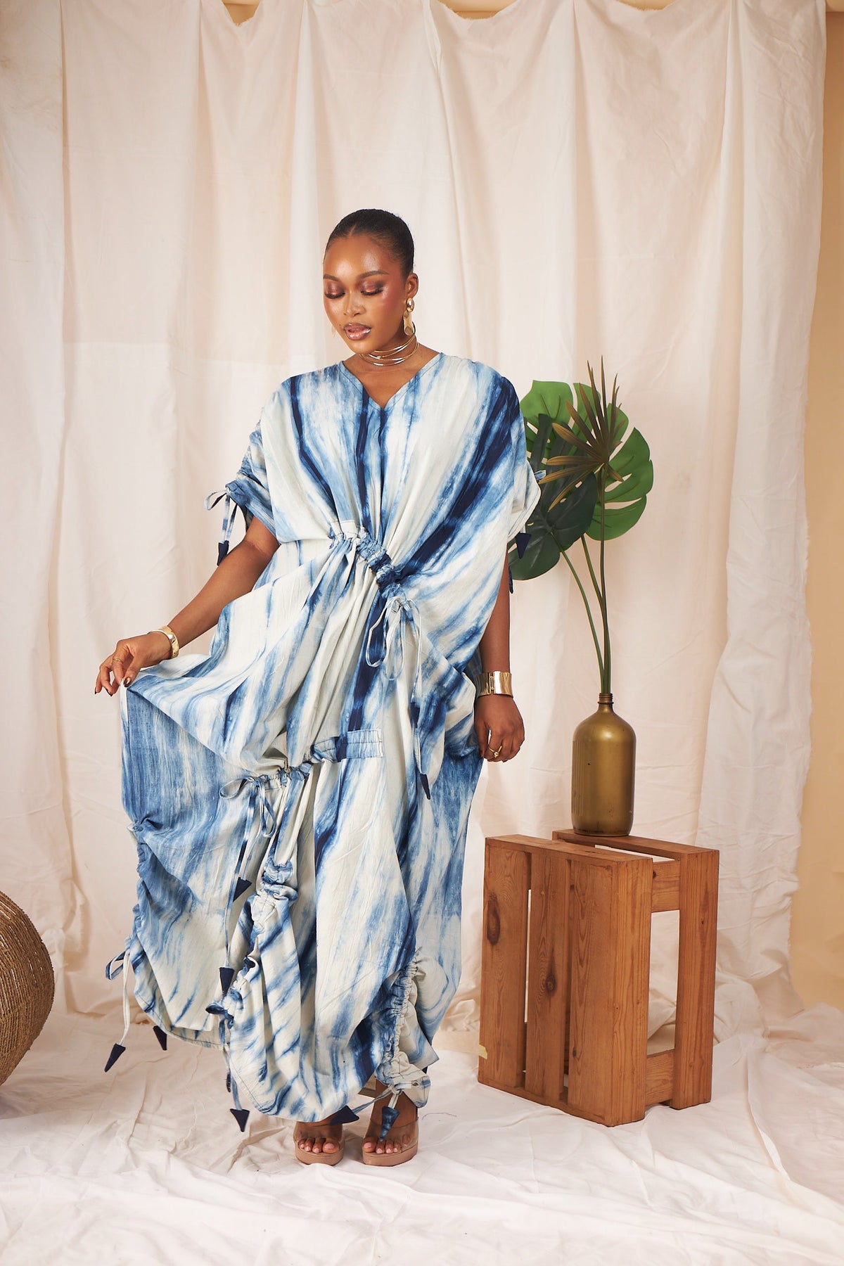 Eshe adjustable drawstring boubou in indigo