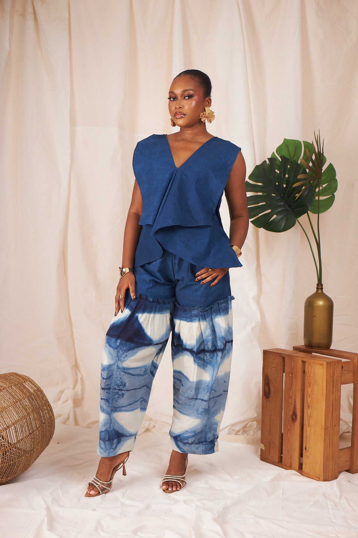 Nia two-way top and barrel pants set