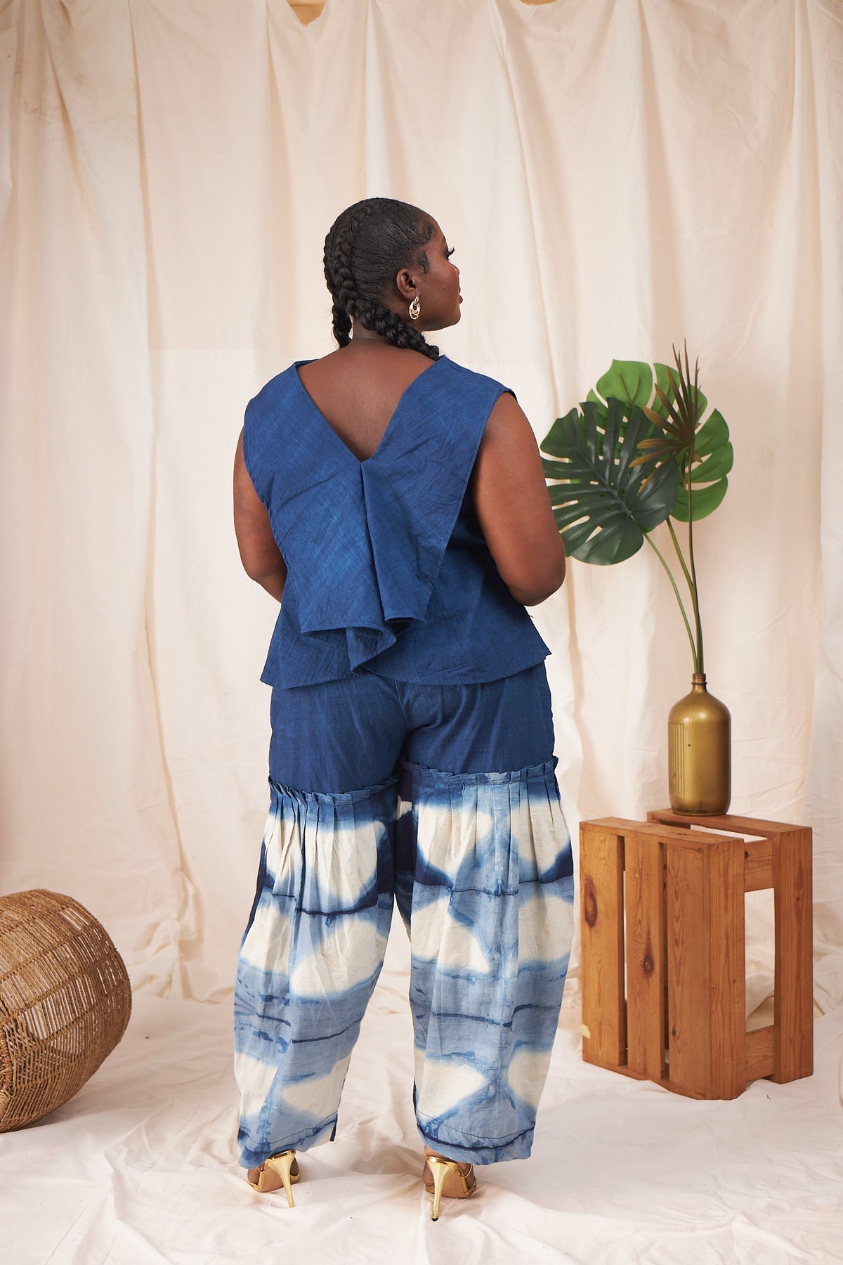 Nia two-way top and barrel pants set
