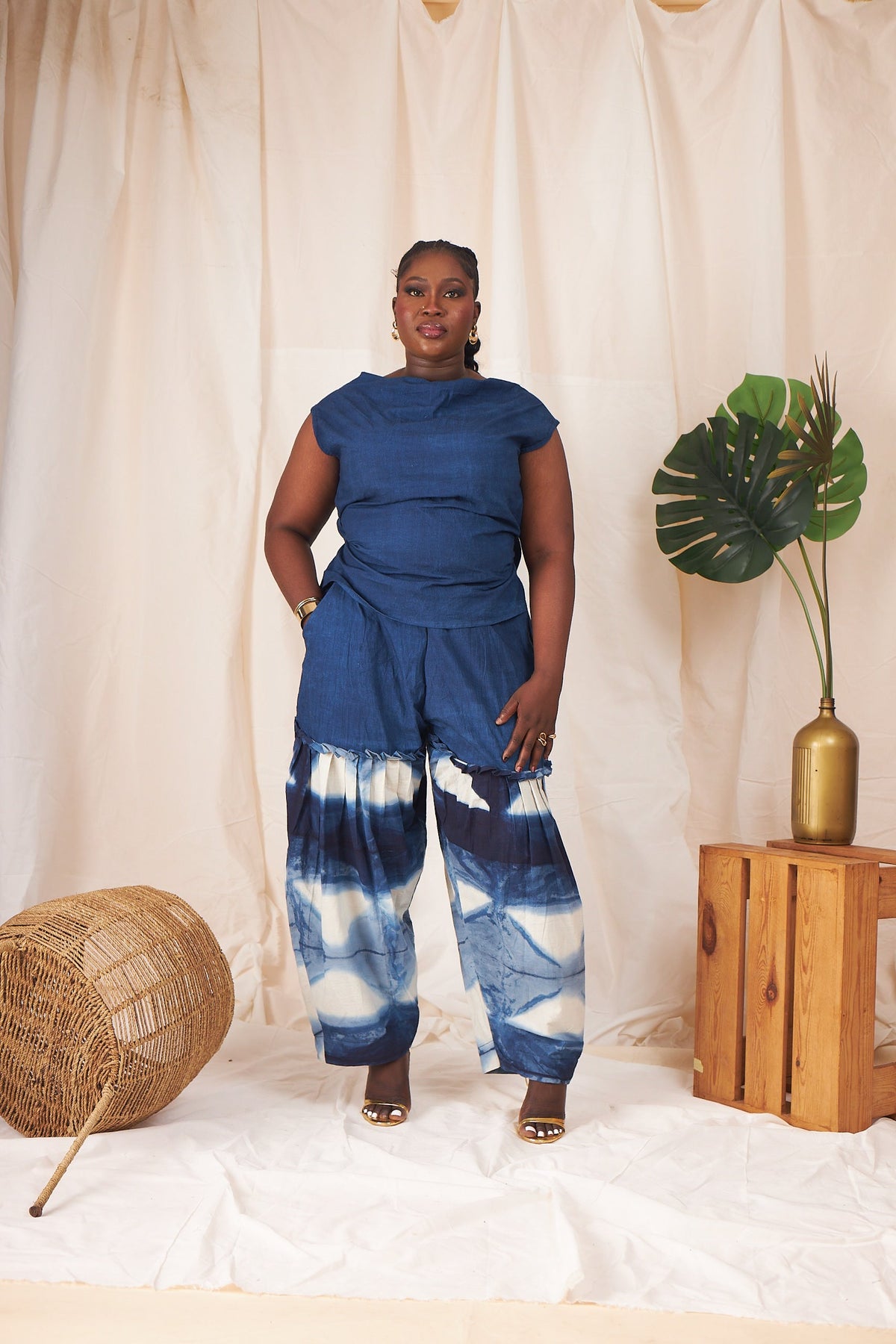 Nia two-way top and barrel pants set