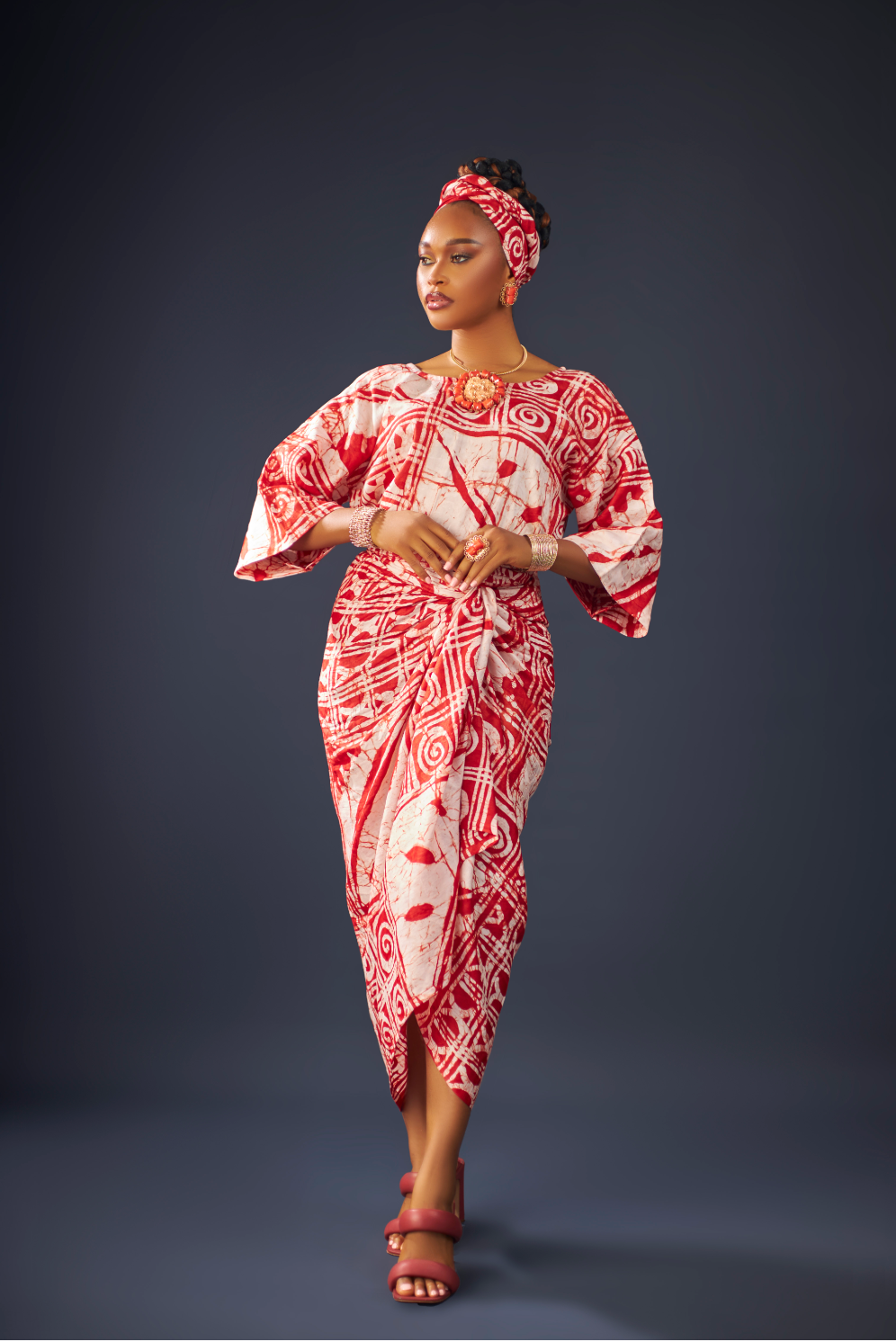 Evelyn Adire iro and buba